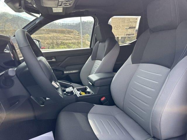 2026 Toyota Tacoma 4WD 4WD TRD Off Road Hybrid Double Cab 5' Bed AT (Natl)