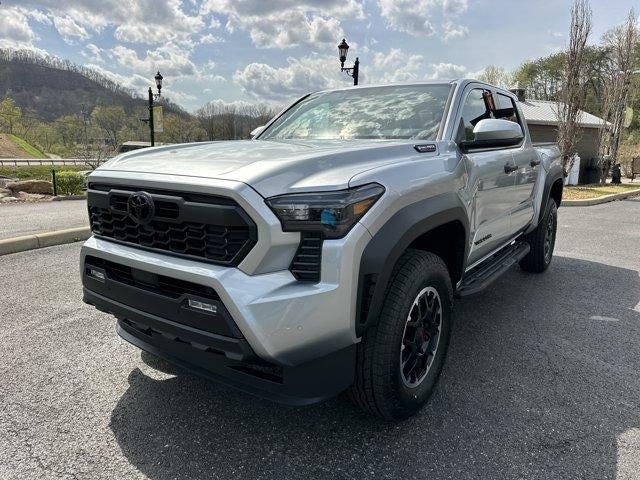 2026 Toyota Tacoma 4WD 4WD TRD Off Road Hybrid Double Cab 5' Bed AT (Natl)