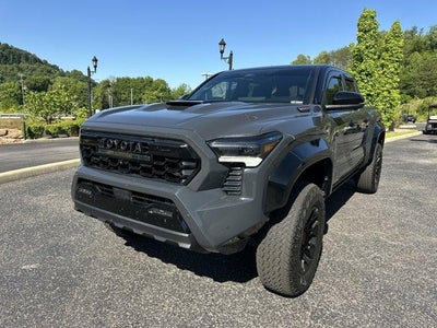 2025 Toyota Tacoma 4WD 4WD TRD Pro Hybrid Double Cab 5' Bed AT (Natl)
