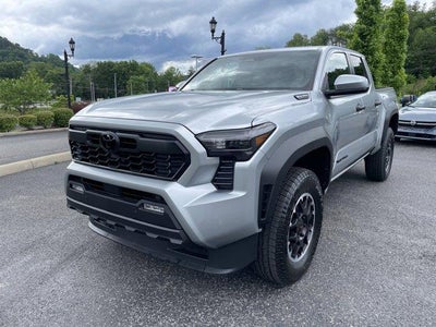 2026 Toyota Tacoma 4WD 4WD TRD Off Road Hybrid Double Cab 5' Bed AT (Natl)
