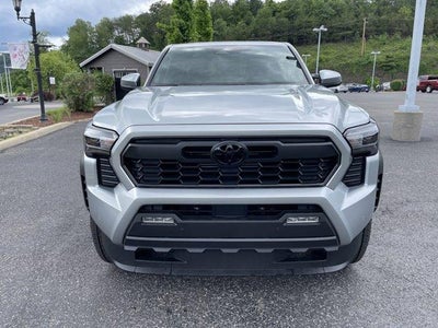 2026 Toyota Tacoma 4WD 4WD TRD Off Road Hybrid Double Cab 5' Bed AT (Natl)