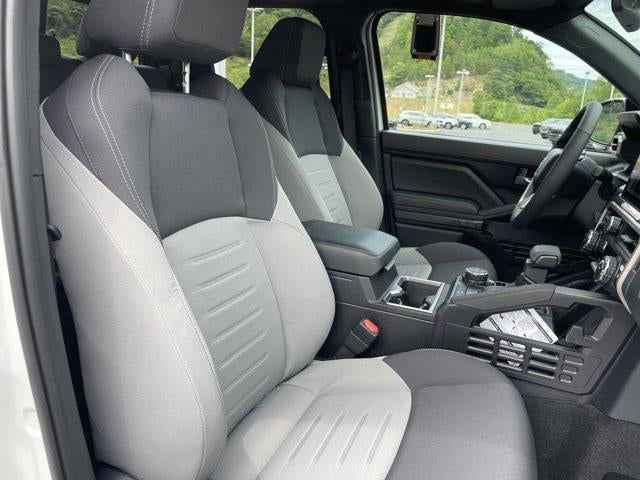 2026 Toyota Tacoma 4WD 4WD TRD Off Road Hybrid Double Cab 5' Bed AT (Natl)