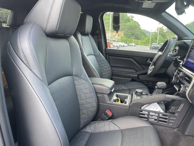 2026 Toyota Tacoma 4WD 4WD TRD Off Road Hybrid Double Cab 5' Bed AT (Natl)