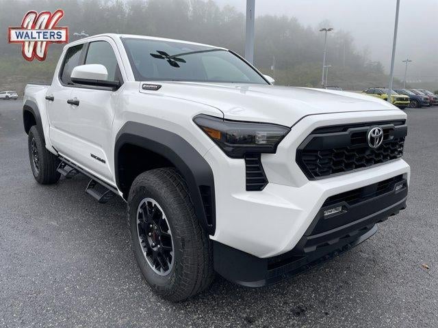 2025 Toyota Tacoma 4WD 4WD TRD Off Road Hybrid Double Cab 5' Bed AT (Natl)