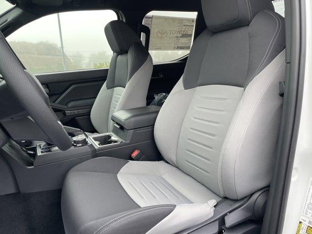 2025 Toyota Tacoma 4WD 4WD TRD Off Road Hybrid Double Cab 5' Bed AT (Natl)