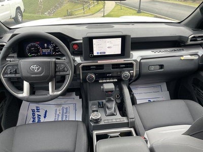 2025 Toyota Tacoma 4WD 4WD TRD Off Road Hybrid Double Cab 5' Bed AT (Natl)