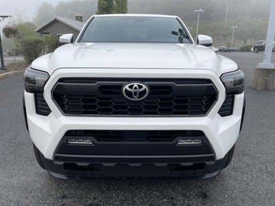 2025 Toyota Tacoma 4WD 4WD TRD Off Road Hybrid Double Cab 5' Bed AT (Natl)