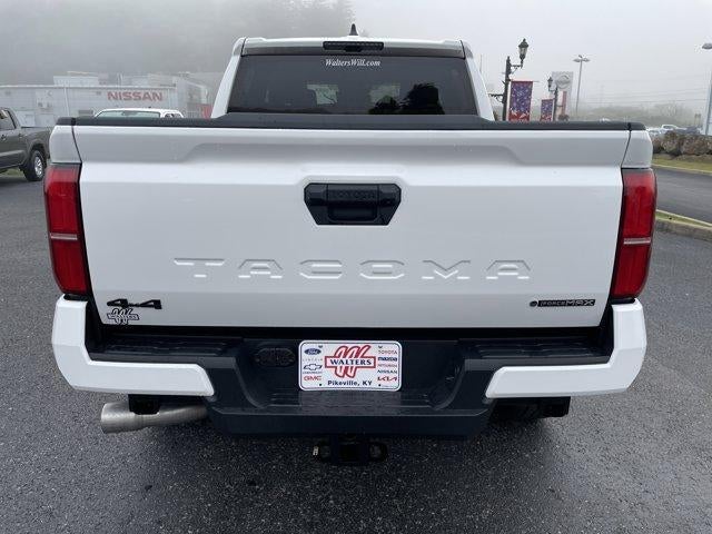 2025 Toyota Tacoma 4WD 4WD TRD Off Road Hybrid Double Cab 5' Bed AT (Natl)