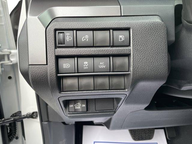 2025 Toyota Tacoma 4WD 4WD TRD Off Road Hybrid Double Cab 5' Bed AT (Natl)