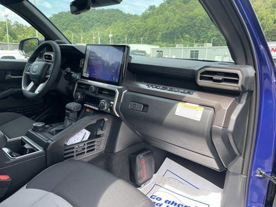 2025 Toyota Tacoma 4WD 4WD TRD Sport Hybrid Double Cab 5' Bed AT (Natl)