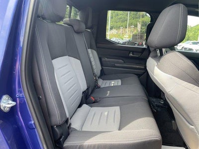 2025 Toyota Tacoma 4WD 4WD TRD Sport Hybrid Double Cab 5' Bed AT (Natl)