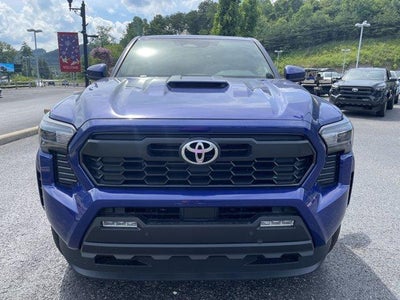 2025 Toyota Tacoma 4WD 4WD TRD Sport Hybrid Double Cab 5' Bed AT (Natl)