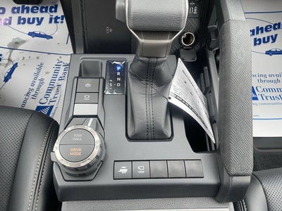 2026 Toyota Tacoma 4WD 4WD Limited Hybrid Double Cab 5' Bed AT (Natl)