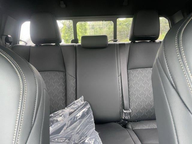 2026 Toyota Tacoma 4WD 4WD Limited Hybrid Double Cab 5' Bed AT (Natl)