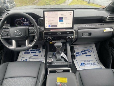 2026 Toyota Tacoma 4WD 4WD Limited Hybrid Double Cab 5' Bed AT (Natl)