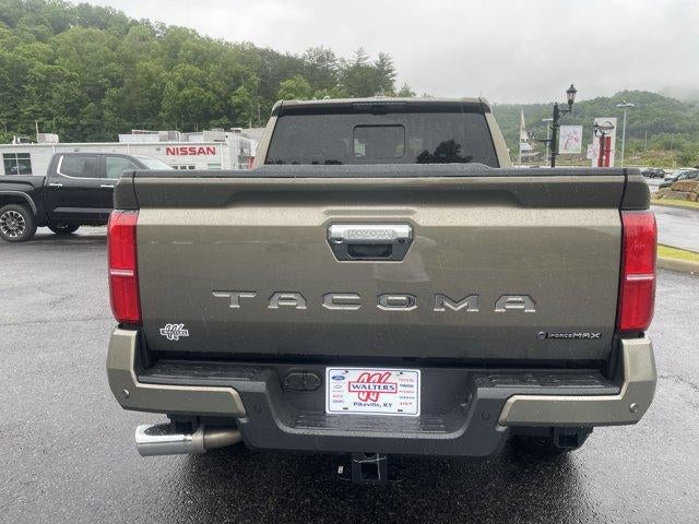 2026 Toyota Tacoma 4WD 4WD Limited Hybrid Double Cab 5' Bed AT (Natl)
