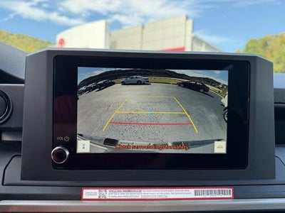 2026 Toyota Tacoma 4WD 4WD SR Double Cab 5' Bed AT (Natl)