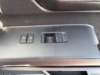 2026 Toyota Tacoma 4WD 4WD SR Double Cab 5' Bed AT (Natl)