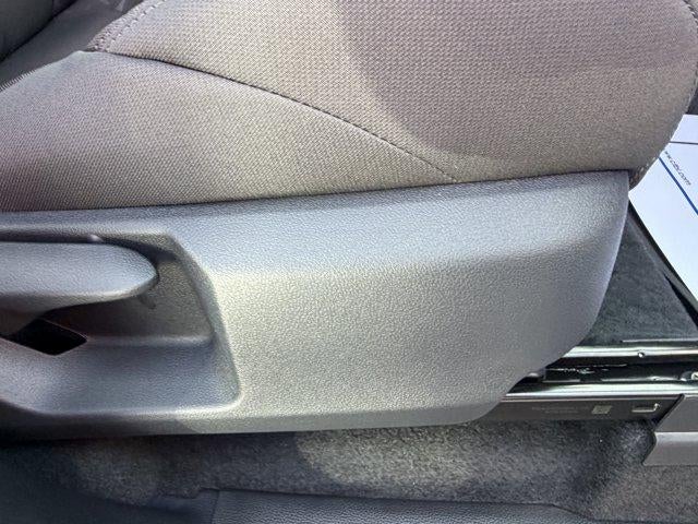 2026 Toyota Tacoma 4WD 4WD SR Double Cab 5' Bed AT (Natl)