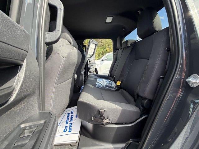 2026 Toyota Tacoma 4WD 4WD SR Double Cab 5' Bed AT (Natl)