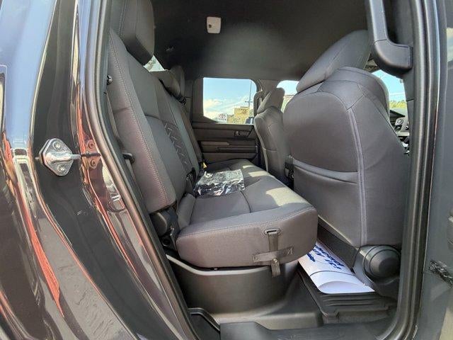 2026 Toyota Tacoma 4WD 4WD SR Double Cab 5' Bed AT (Natl)