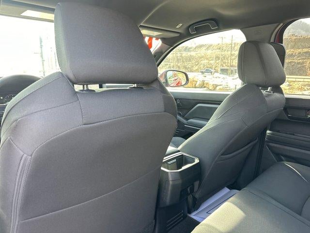 2024 Toyota Tacoma 4WD 4WD SR Double Cab 5' Bed AT (Natl)