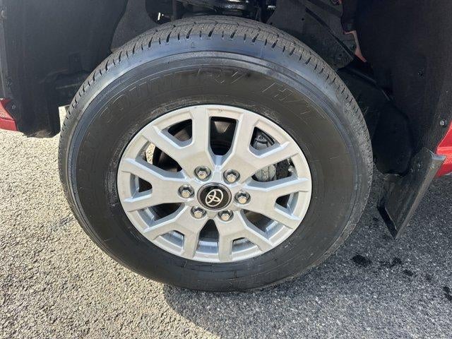 2024 Toyota Tacoma 4WD 4WD SR Double Cab 5' Bed AT (Natl)