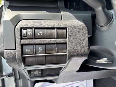 2025 Toyota Tacoma 4WD 4WD SR Double Cab 5' Bed AT (GS)