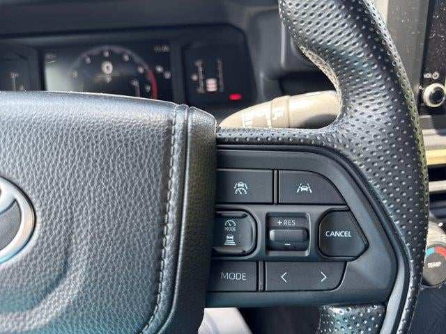 2025 Toyota Tacoma 4WD 4WD SR Double Cab 5' Bed AT (GS)