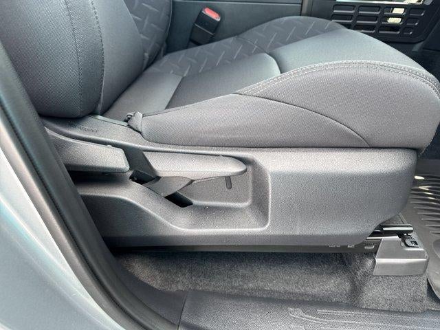 2025 Toyota Tacoma 4WD 4WD SR Double Cab 5' Bed AT (GS)