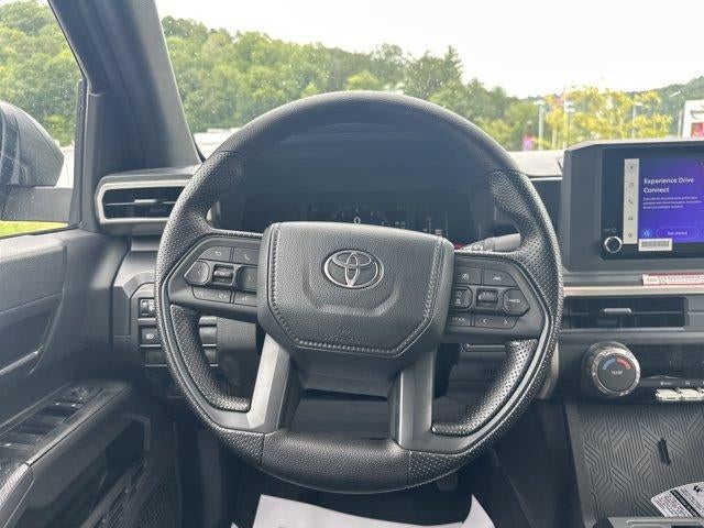 2026 Toyota Tacoma 4WD 4WD SR Double Cab 5' Bed AT (Natl)