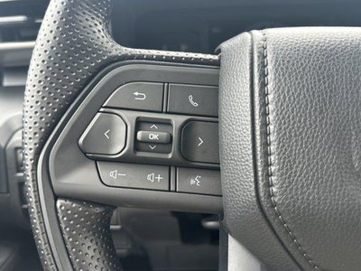 2026 Toyota Tacoma 4WD 4WD SR Double Cab 5' Bed AT (Natl)