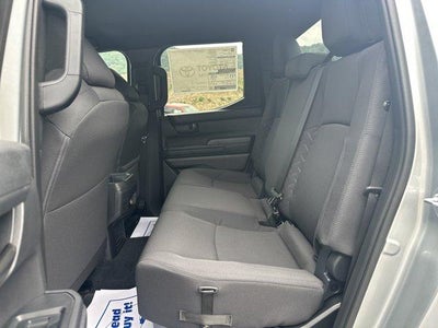 2026 Toyota Tacoma 4WD 4WD SR Double Cab 5' Bed AT (Natl)
