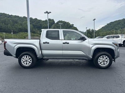 2026 Toyota Tacoma 4WD 4WD SR Double Cab 5' Bed AT (Natl)