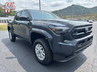 2026 Toyota Tacoma 4WD 4WD SR Double Cab 5' Bed AT (Natl)