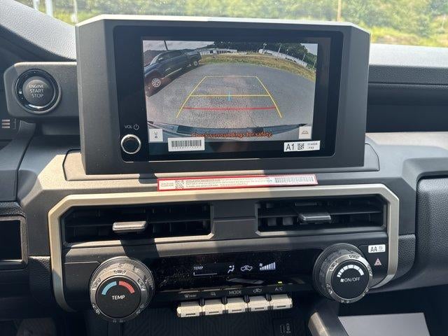 2026 Toyota Tacoma 4WD 4WD SR Double Cab 5' Bed AT (Natl)