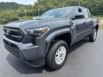 2026 Toyota Tacoma 4WD 4WD SR Double Cab 5' Bed AT (Natl)