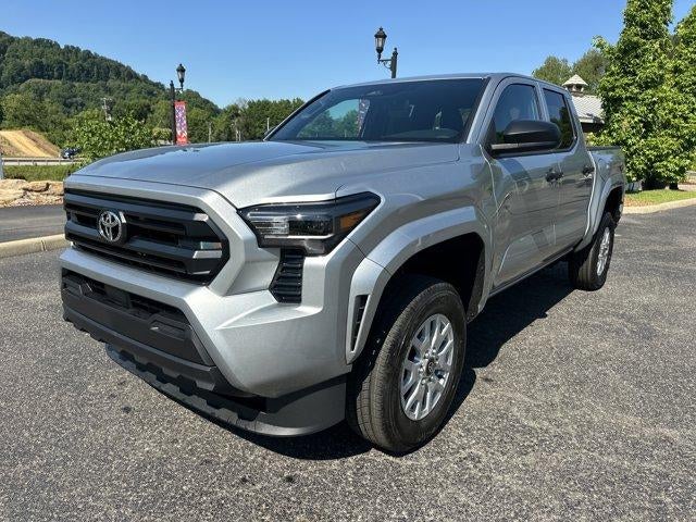 2026 Toyota Tacoma 4WD 4WD SR Double Cab 5' Bed AT (Natl)