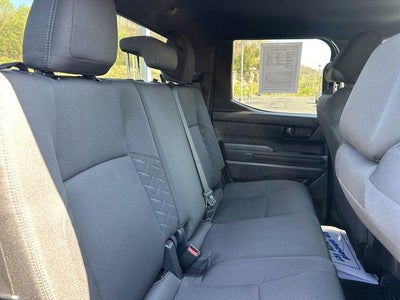 2024 Toyota Tacoma 4WD 4WD SR Double Cab 5' Bed AT (Natl)
