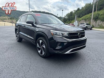2024 Volkswagen Taos SE 4MOTION