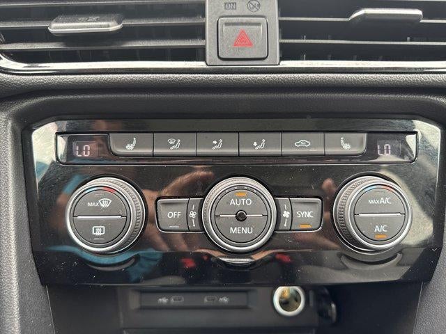 2024 Volkswagen Taos SE 4MOTION