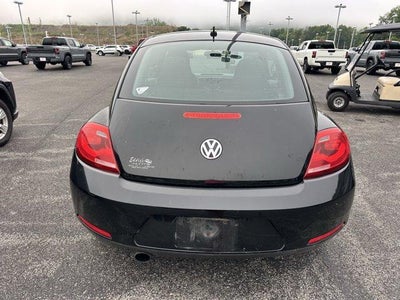 2014 Volkswagen Beetle 2dr Auto 1.8T Entry PZEV