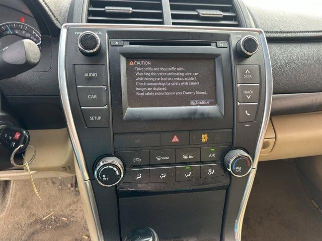 2015 Toyota Camry 4dr Sdn I4 Auto LE (SE)