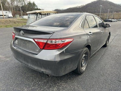 2015 Toyota Camry 4dr Sdn I4 Auto LE (SE)