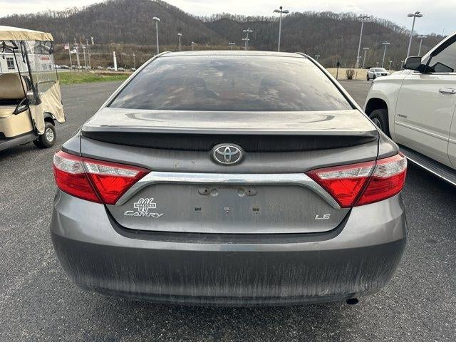 2015 Toyota Camry 4dr Sdn I4 Auto LE (SE)