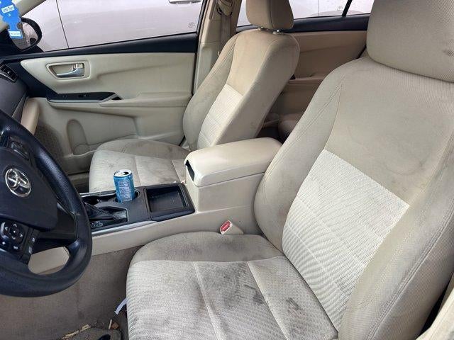 2015 Toyota Camry 4dr Sdn I4 Auto LE (SE)