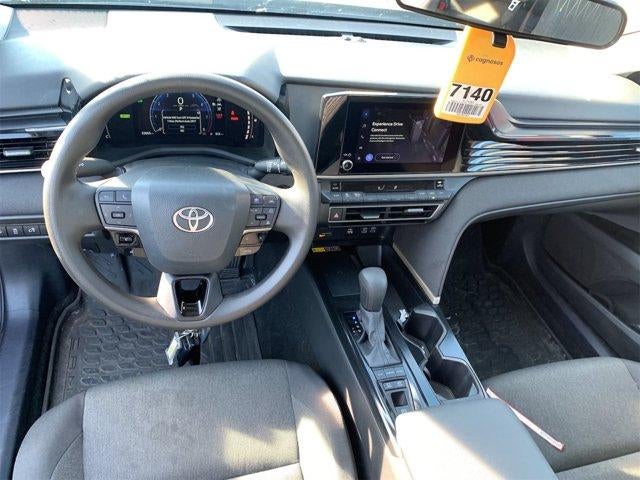 2025 Toyota Camry LE (Natl)