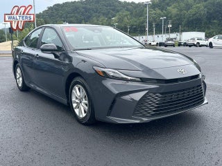2025 Toyota Camry LE (Natl)