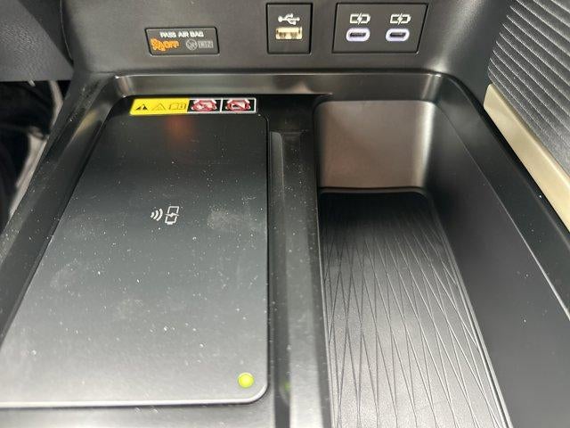 2026 Toyota Camry SE (Natl)