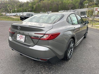 2026 Toyota Camry SE (Natl)